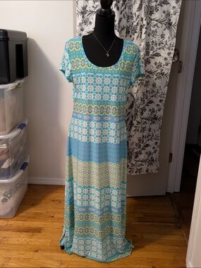 Alki'i Teal and Lime Patterned Maxi Dress